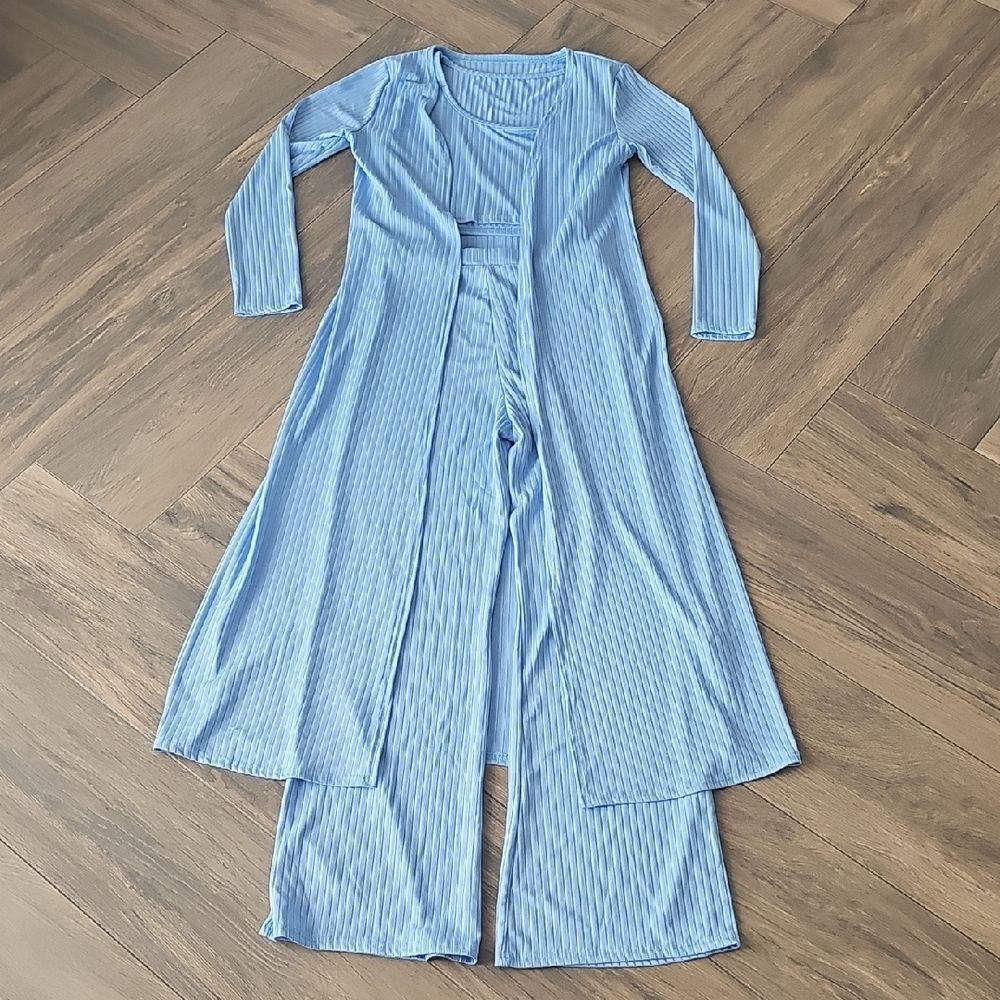 Light Blue 3 Piece Duster and Pants Set, Size Medium